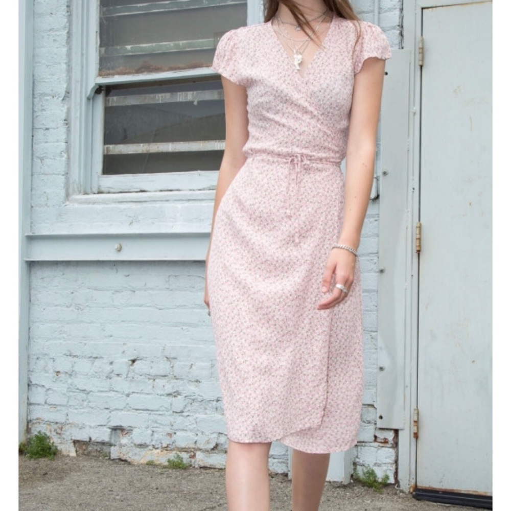 Brandy Melville Robbie Dress